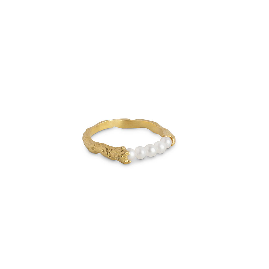 Ring, Ailana