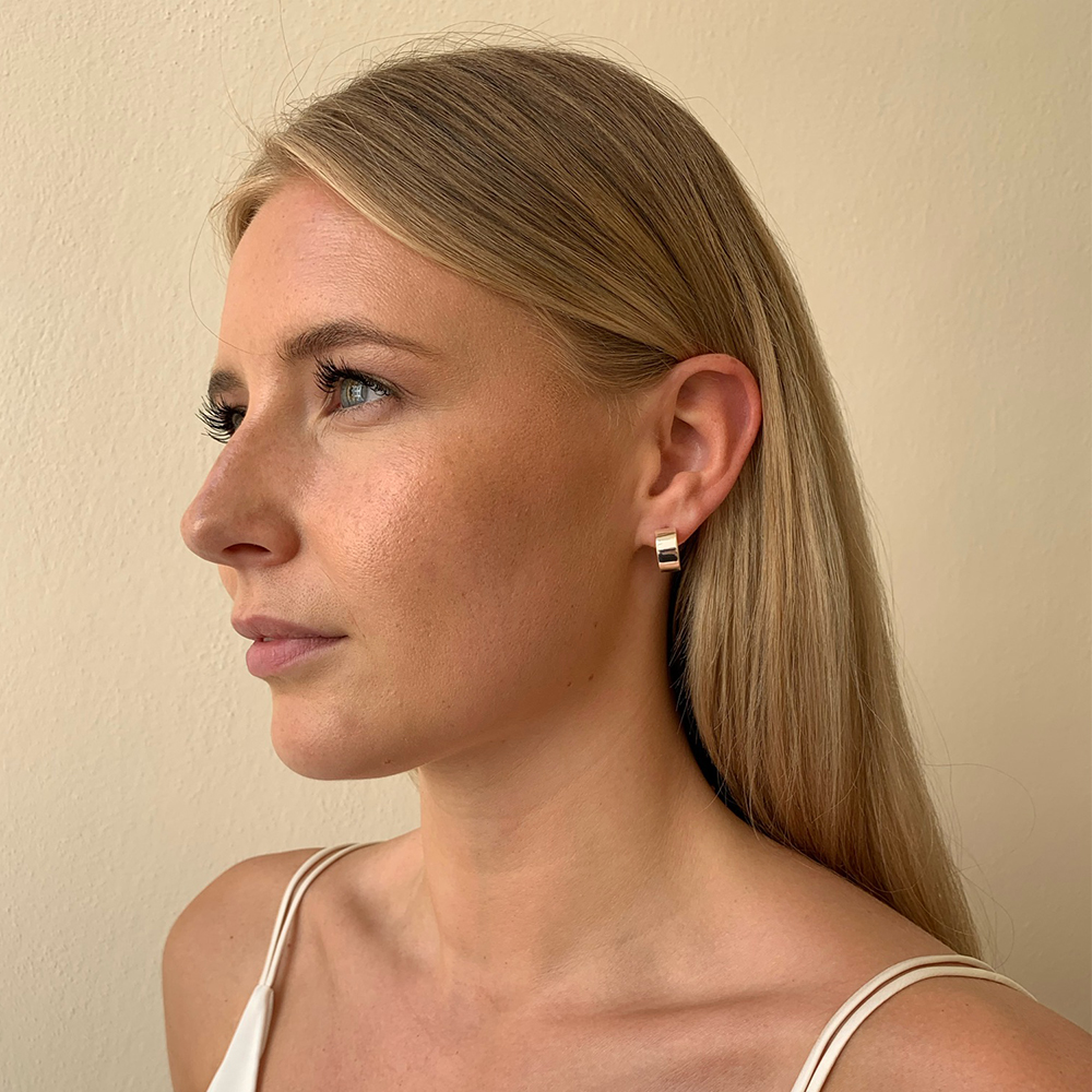 Carrie Small Ring Ear Plain Silver
