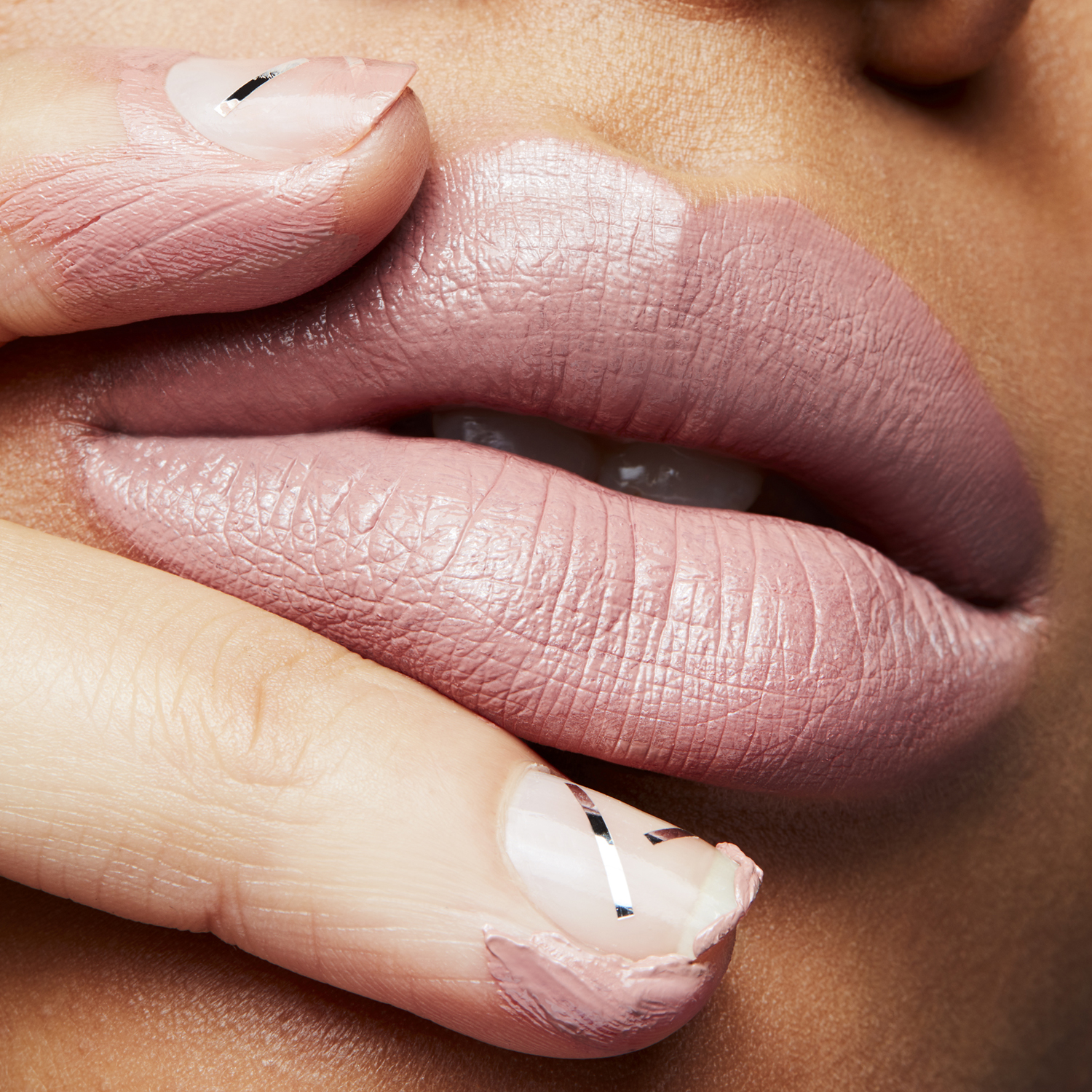 Amplified Crème Lipstick