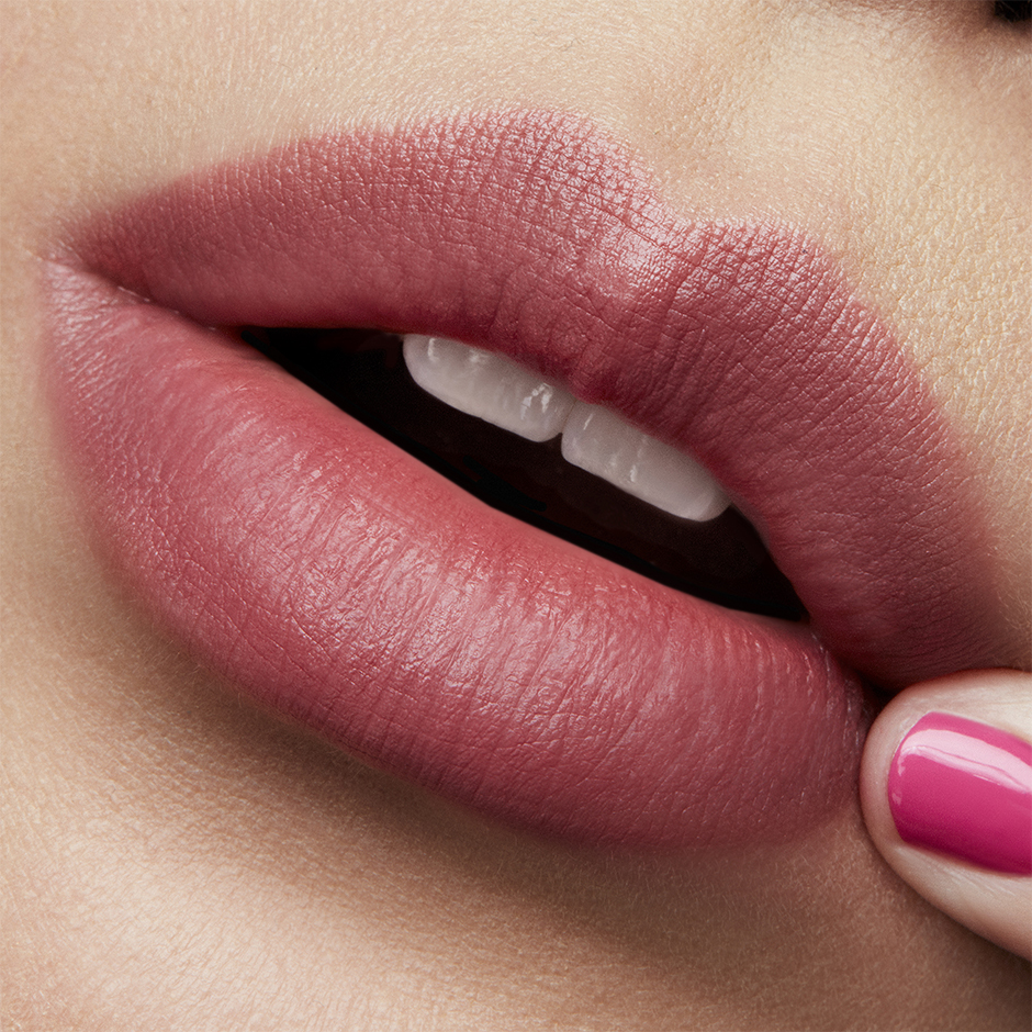 Love Me Lipstick