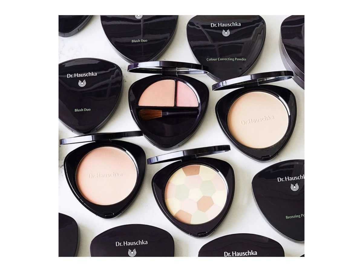 Compact Powder